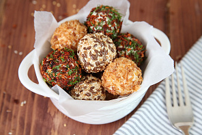 Сырные шарики закусочные